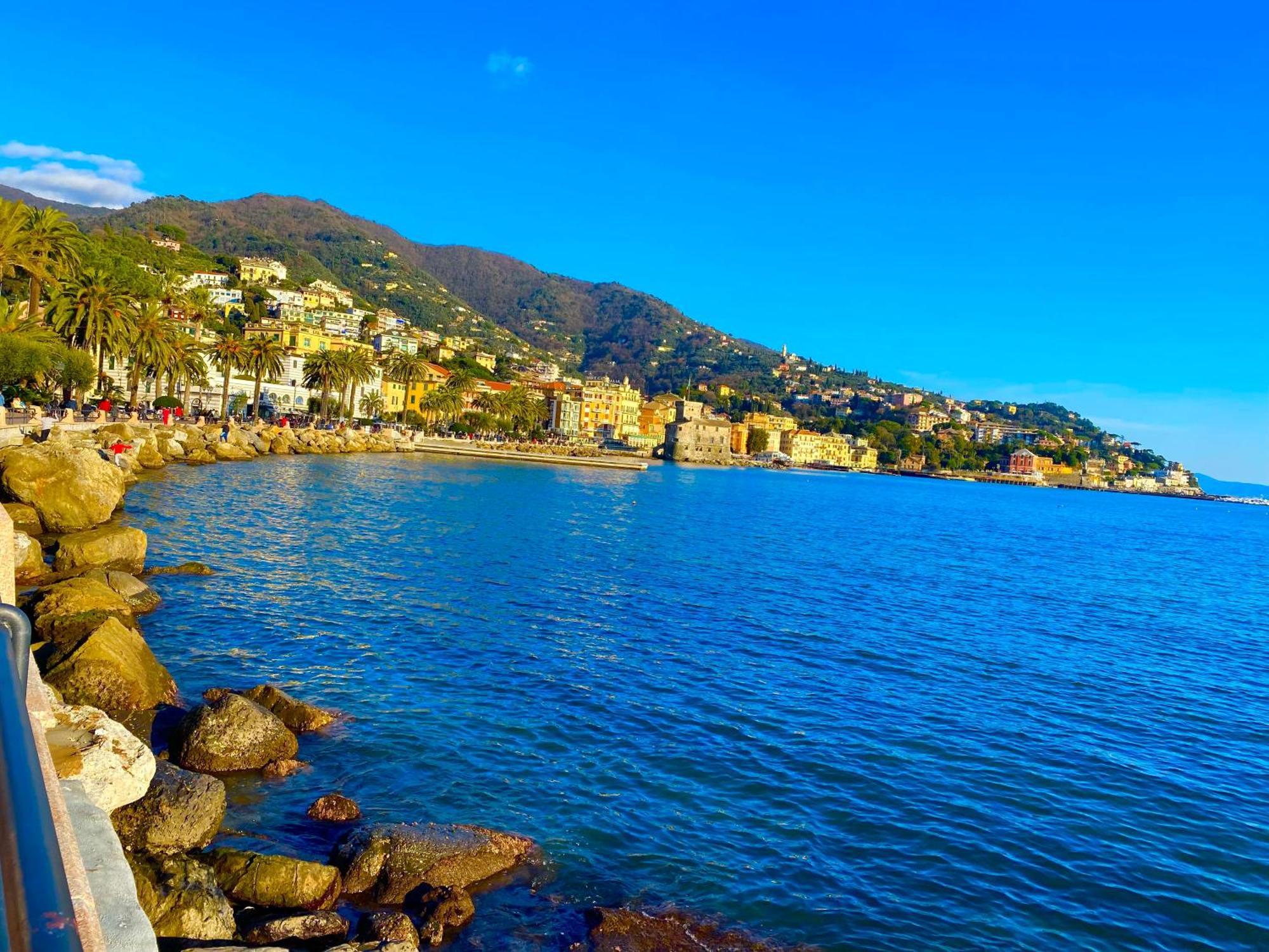 Casa Genovese, Splendido Appartamento In Centro A Rapallo Buitenkant foto